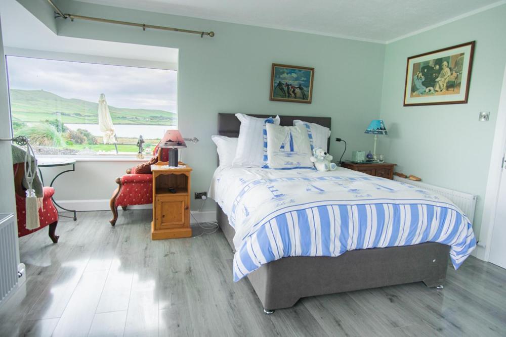 Half Door House Hotel Дингъл Екстериор снимка